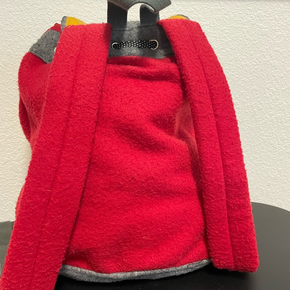 Esprit back pack - Picture 4 of 5
